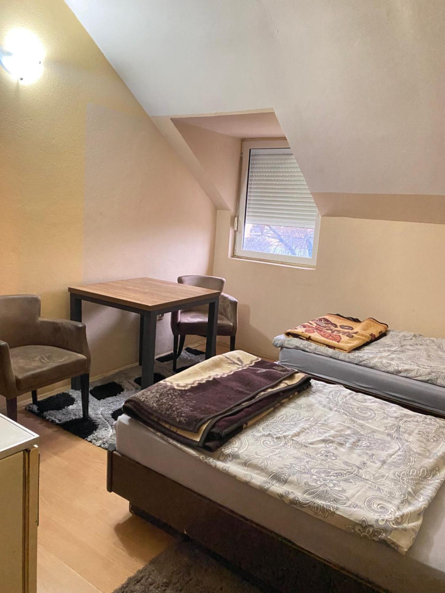 Guest House Vukovic Podgorica Eksteriør billede